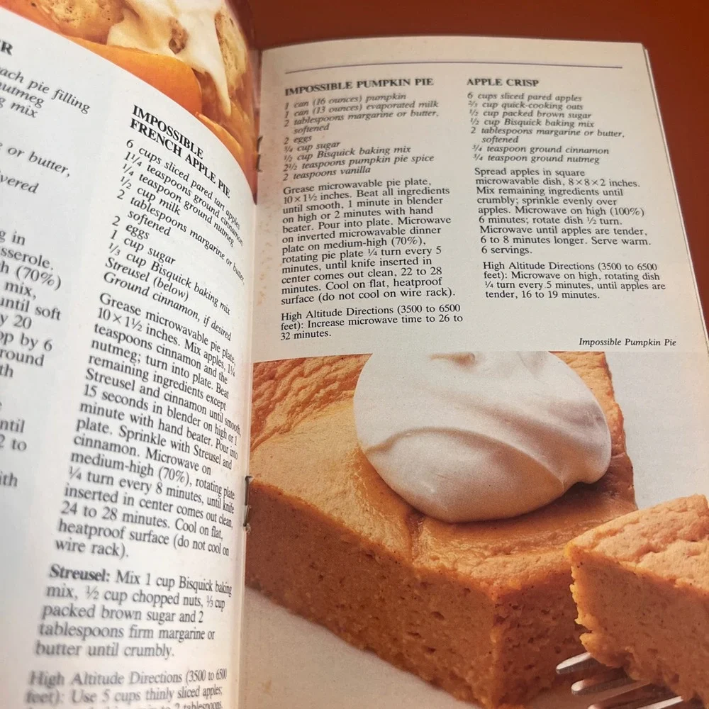 Vintage 1983 The Best of Bisquick Betty Crocker Cookbook Recipes Impossible Pies